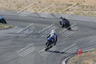 media/Apr-20-2025-AHRMA (Sun) [[393a79c373]]/Race/group 10 early race/Turn 4b/